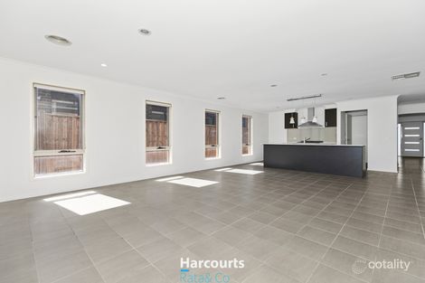 Property photo of 59 Allumba Way Wollert VIC 3750