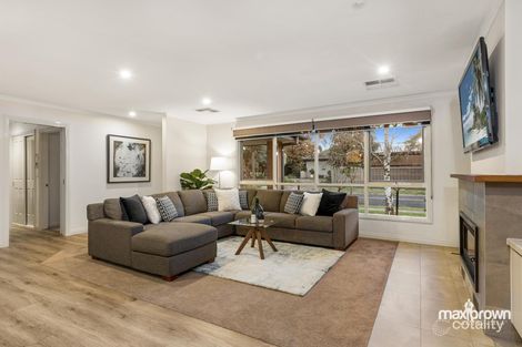 Property photo of 17 Melton Grove Croydon VIC 3136