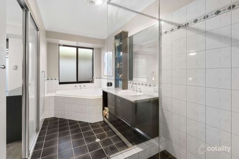 Property photo of 30 Allanbi Circle Carramar WA 6031
