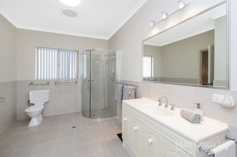 71 Gaston Cres, Lake Clifton, WA 6215