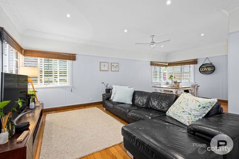 Property photo of 52 Broadwater Road Mount Gravatt East QLD 4122