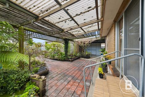 Property photo of 5 Marigold Street Wendouree VIC 3355