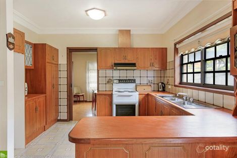 Property photo of 6 The Avenue Coniston NSW 2500