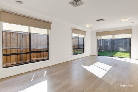 Property photo of 29 Smile Crescent Wyndham Vale VIC 3024