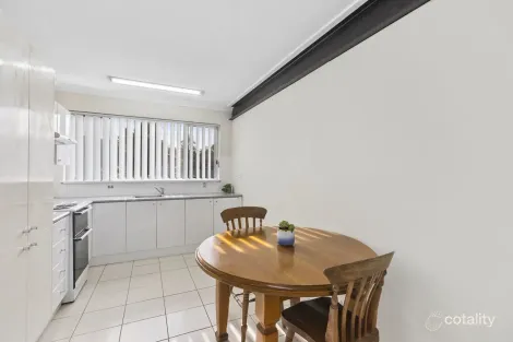 Property photo of 21 Chetwynd Avenue Berkeley Vale NSW 2261
