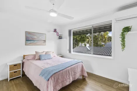 Property photo of 21 Chetwynd Avenue Berkeley Vale NSW 2261
