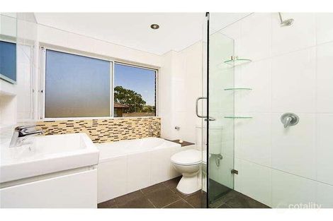 Property photo of 6/68 Pacific Parade Dee Why NSW 2099