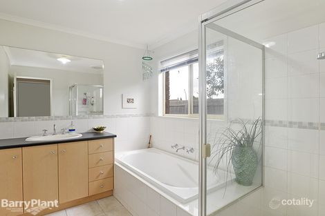 Property photo of 56 Streeton Close Corio VIC 3214