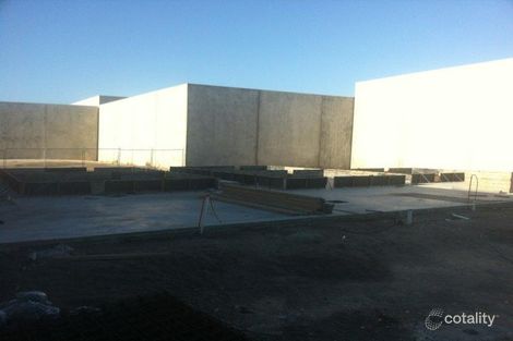 Property photo of 1/35 Mordaunt Circuit Canning Vale WA 6155