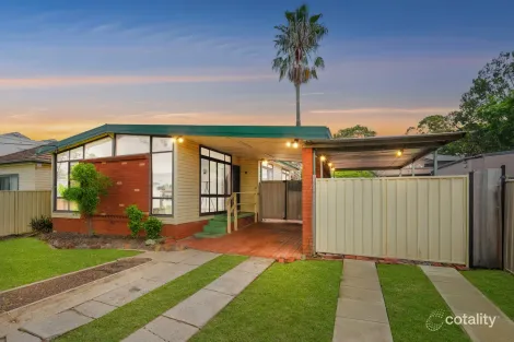 Property photo of 10 Endeavour Road Georges Hall NSW 2198