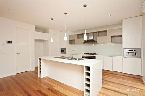 Property photo of 4 Tatterson Way Caroline Springs VIC 3023