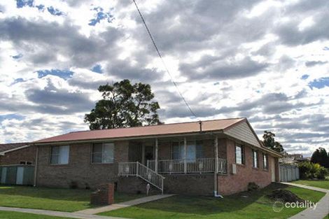 23 Harris St, Cameron Park, NSW 2285