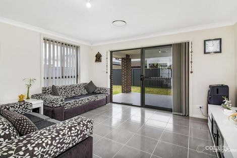 Property photo of 8 Stephenson Drive Ropes Crossing NSW 2760