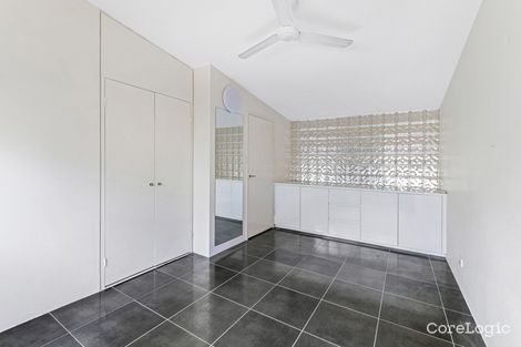 Property photo of 12/26 Holland Court Broadbeach Waters QLD 4218