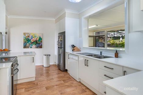 Property photo of 16 Hillview Crescent The Hill NSW 2300