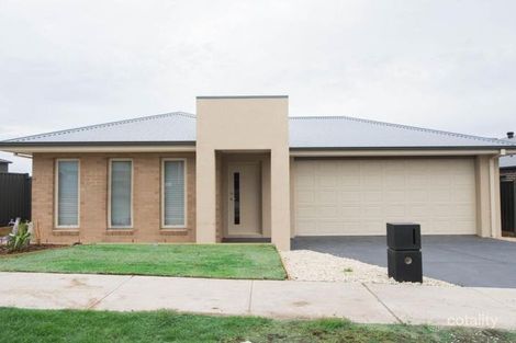 Property photo of 11 Charm Road Greenvale VIC 3059