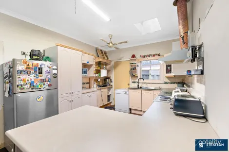 Property photo of 67 Renou Street East Cannington WA 6107
