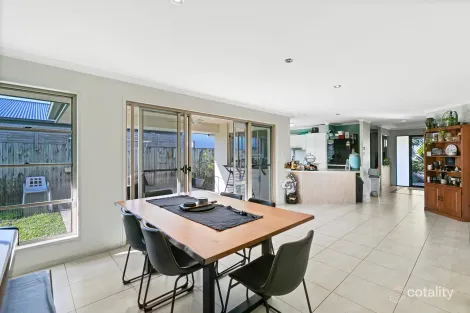 Property photo of 6 Creekside Drive Sippy Downs QLD 4556