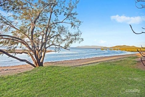Property photo of 32 Waterview Drive Bushland Beach QLD 4818