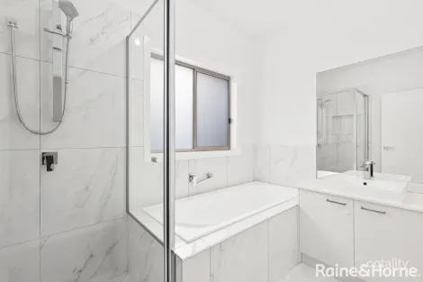 Property photo of 3 Haggerston Street Wollert VIC 3750