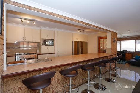 57 Barrington St, Lake Coogee, WA 6166