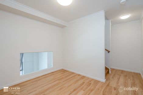 Property photo of 20 Waramanga Place Waramanga ACT 2611