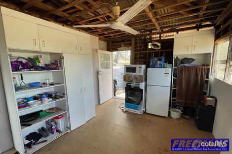 Property photo of 15 Granite Crescent Wattle Camp QLD 4615