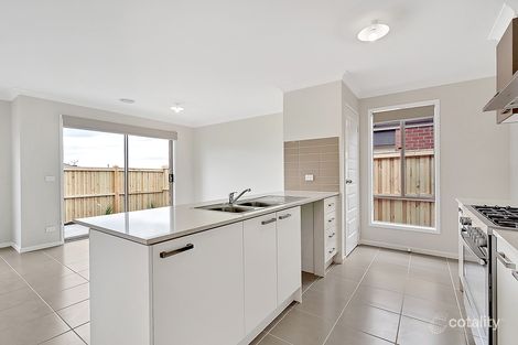 Property photo of 3 Roseneath Way Mickleham VIC 3064