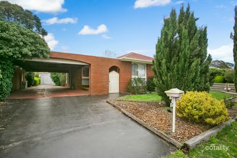 27 Balmain Dr, Carrum Downs, VIC 3201