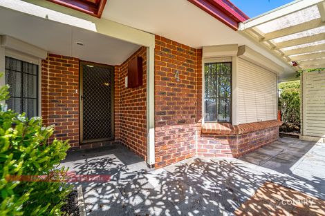 Property photo of 4 Ross Court Safety Bay WA 6169