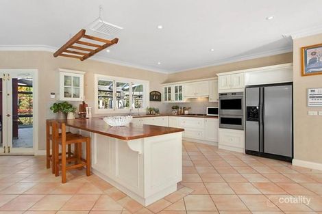 Property photo of 10 The Avenue Burradoo NSW 2576