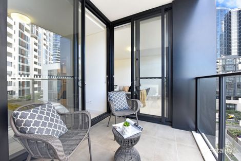 Property photo of 719/10 Half Street Wentworth Point NSW 2127