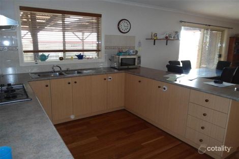 Property photo of 18 Citriodora Circuit Sunbury VIC 3429