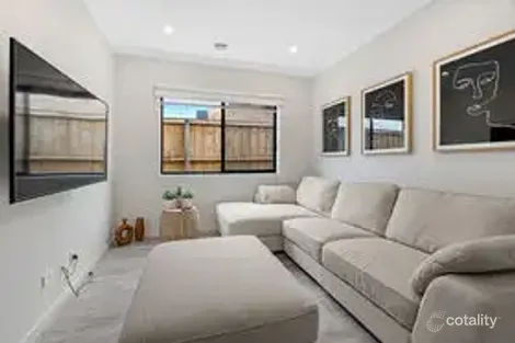 Property photo of 20 Adelong Way Bacchus Marsh VIC 3340