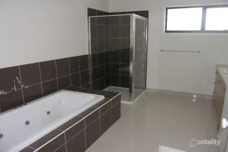 Property photo of 2 Augusta Walk Point Cook VIC 3030