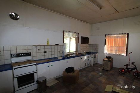 Property photo of 41 Railway Parade Blackalls Park NSW 2283