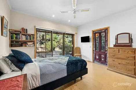 Property photo of 17 Camp Parade Clunes VIC 3370