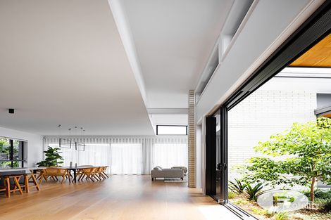 Property photo of 26 Spence Street Mount Gravatt East QLD 4122