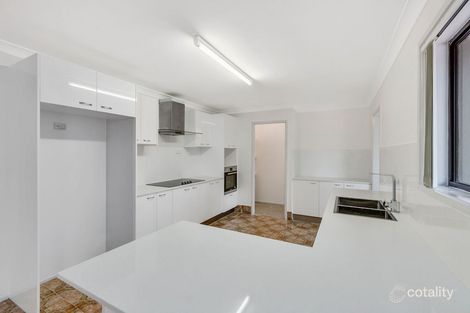 Property photo of 4 Alamau Street Benowa QLD 4217