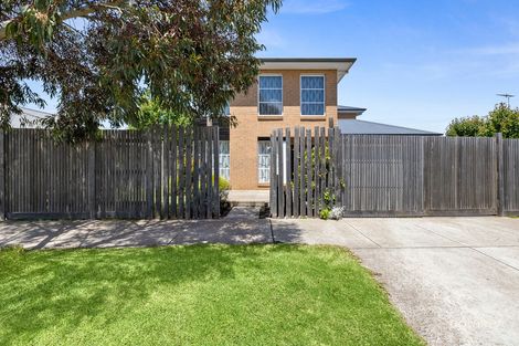 Property photo of 27 Attunga Drive Torquay VIC 3228