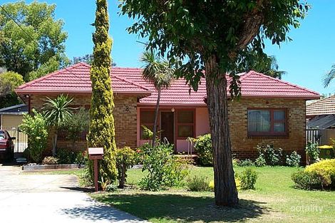 2 Kelby Cl, Morley, WA 6062