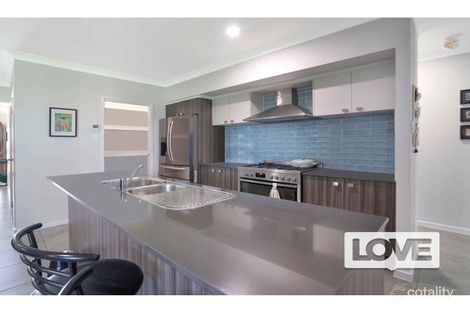Property photo of 33 Concord Circuit Cliftleigh NSW 2321