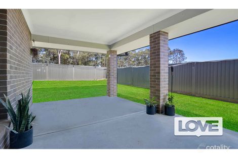 Property photo of 33 Concord Circuit Cliftleigh NSW 2321