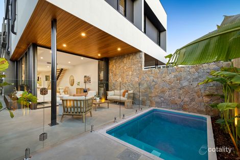 2/20 Petrel Ave, Mermaid Beach, QLD 4218