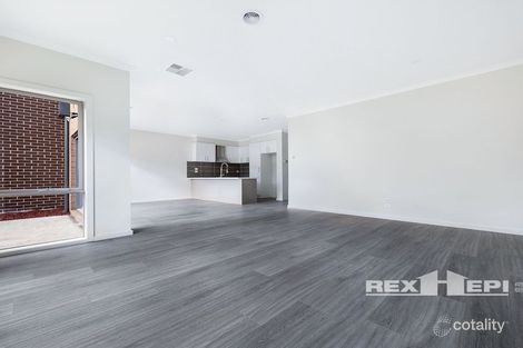 Property photo of 3/365 Pound Road Hampton Park VIC 3976