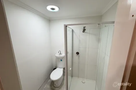 Property photo of 33 Burleigh Road Melton VIC 3337