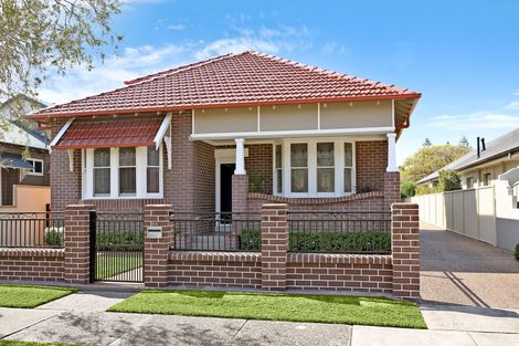 94 Kemp St, Hamilton South, NSW 2303