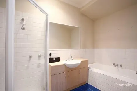 Property photo of 1/216 Grant Street Golden Point VIC 3350