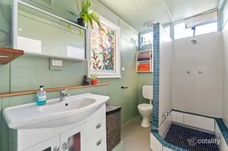 Property photo of 6 Ventura Avenue Bateau Bay NSW 2261