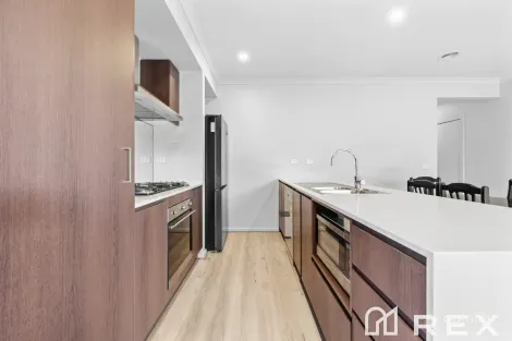 Property photo of 82 Athletic Circuit Clyde VIC 3978